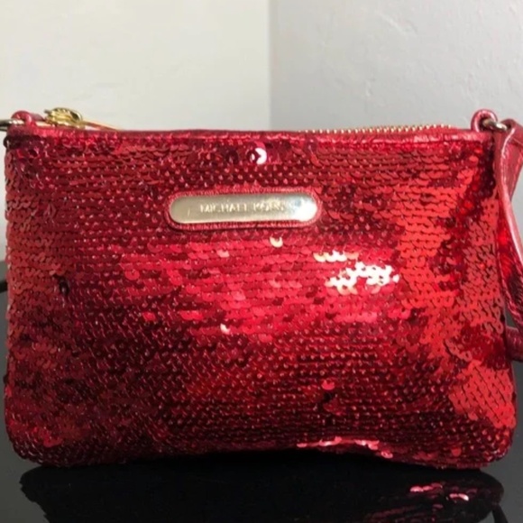 Michael Kors 🎁Red Sequin Wristlet Mini Bag🎁 Perfect for Holidays - Picture 7 of 11